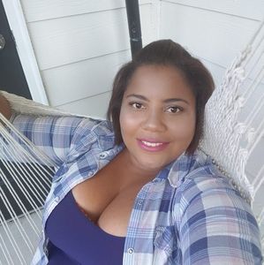 Meet your Posher, Sylvia